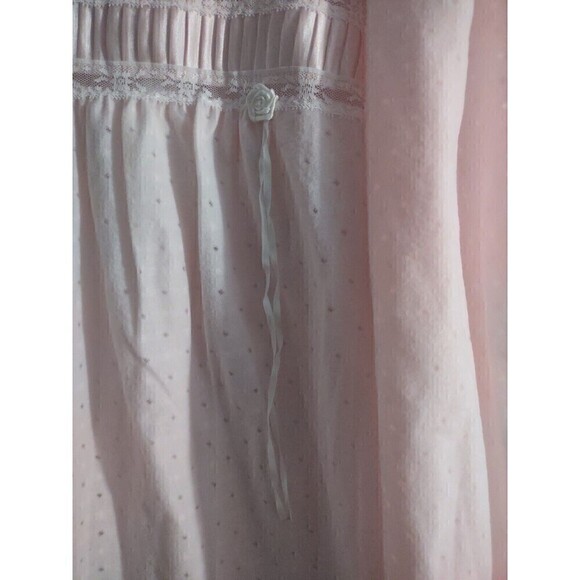 Vanity Fair M Full Length Nightgown Long Sleeve Lace Nylon Blend Pink Dots - Picture 3 of 5